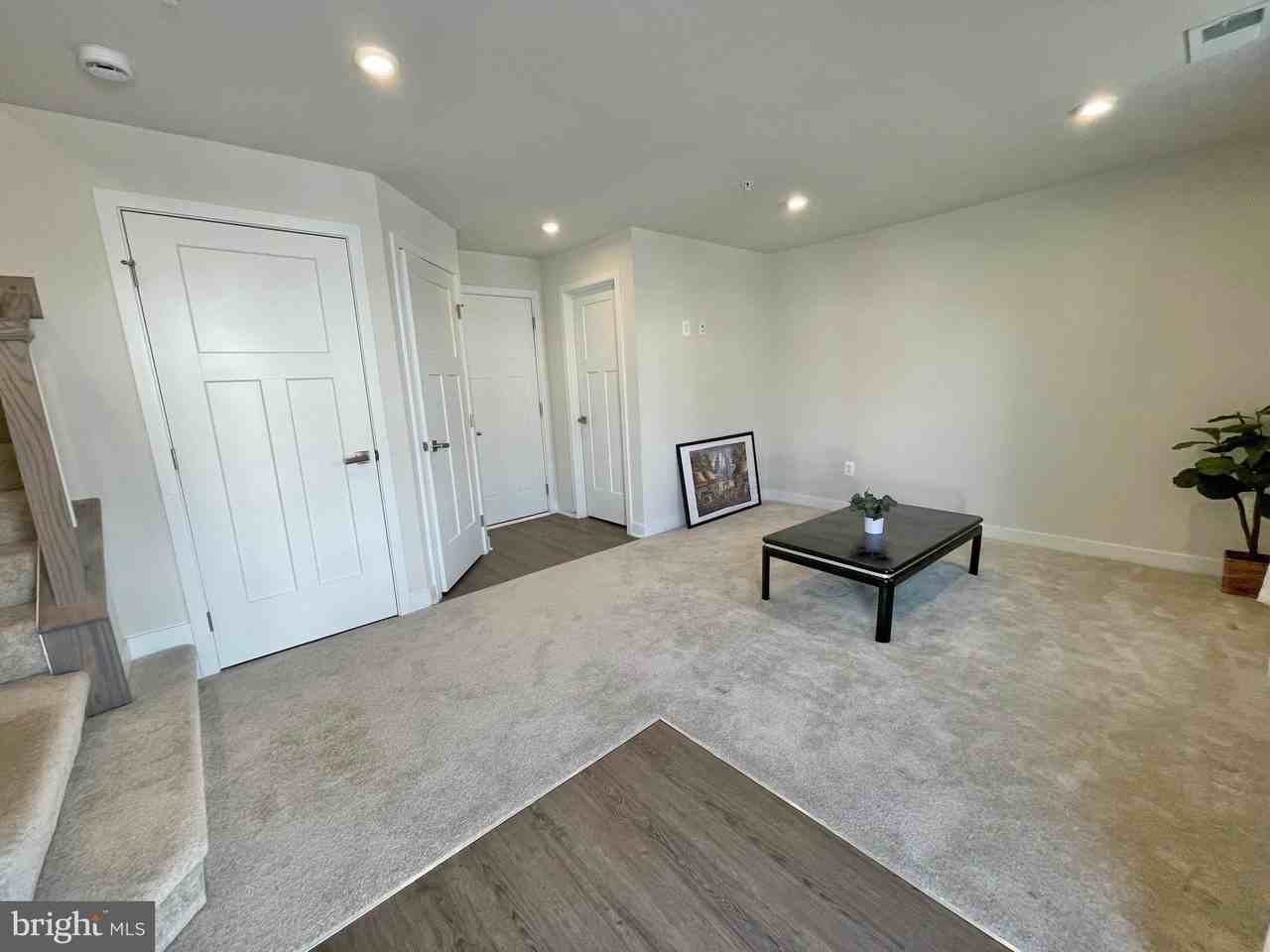 1518 Wilmer Park Ln - Photo 4 of 50