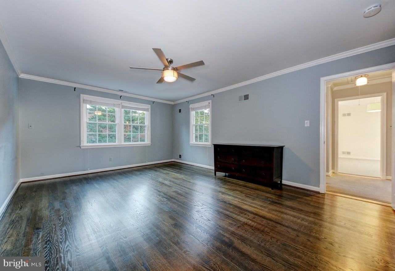 4509 Tournay Rd - Photo 7 of 24