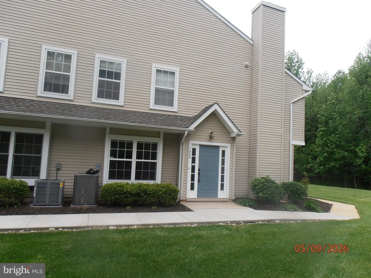 1605 Stokes Rd - Photo 2 of 18