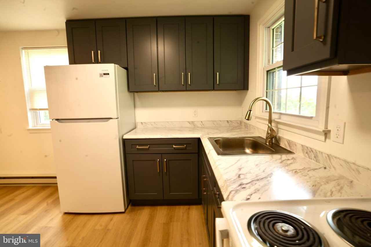 456 N 2nd St #3 - Photo 2 of 9