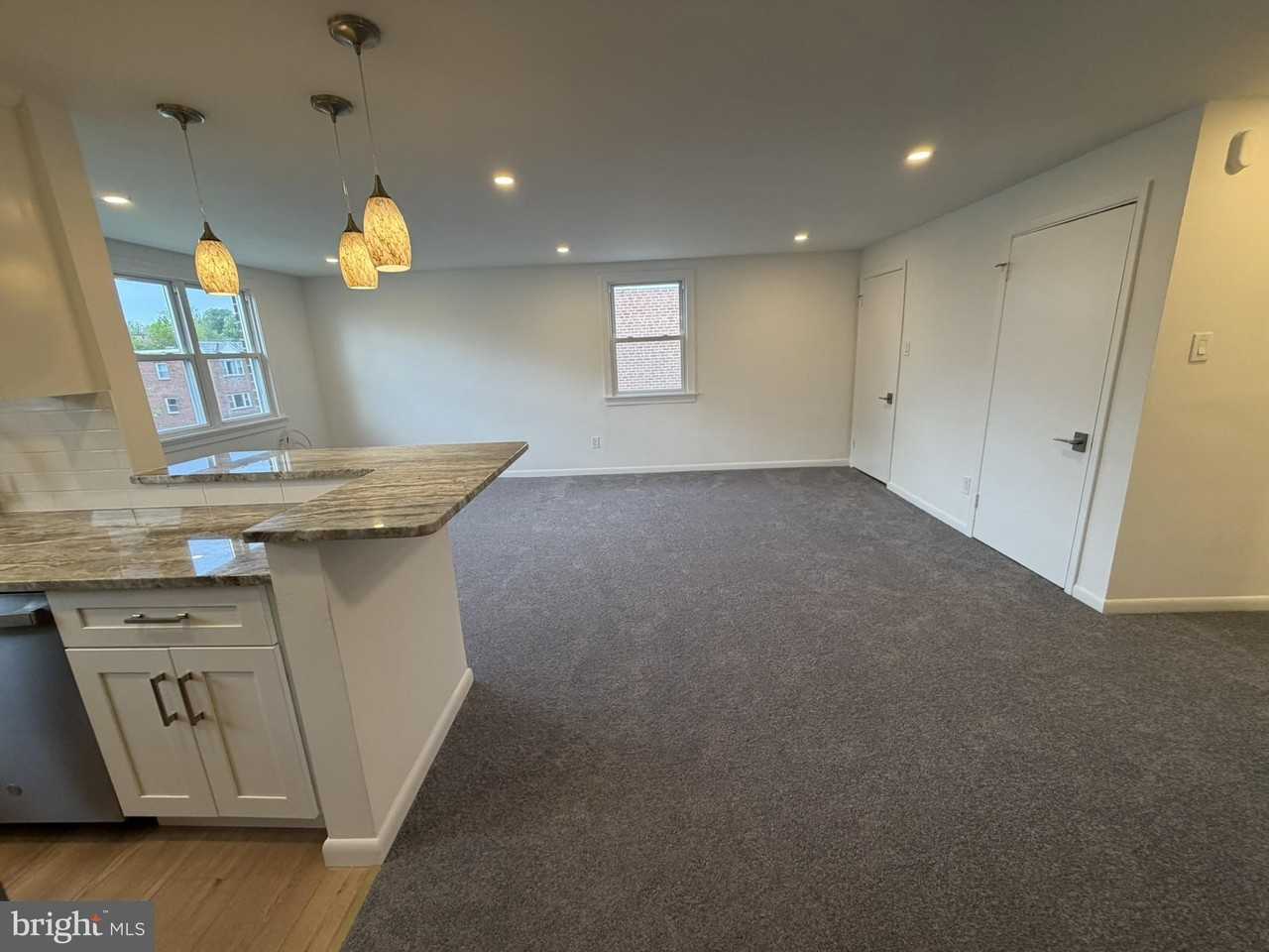 22 Windsor Rd #2 - Photo 4 of 29