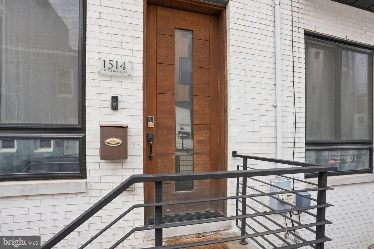 1514 S Bambrey St - Photo 2 of 29