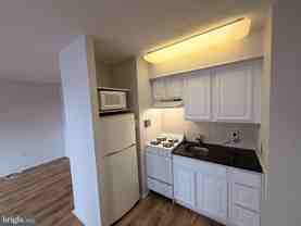 2101 Chestnut St #1724 - Photo 1 of 1