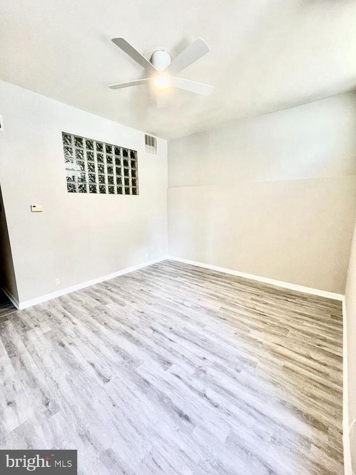158 Fountain St #1 - Photo 6 of 15
