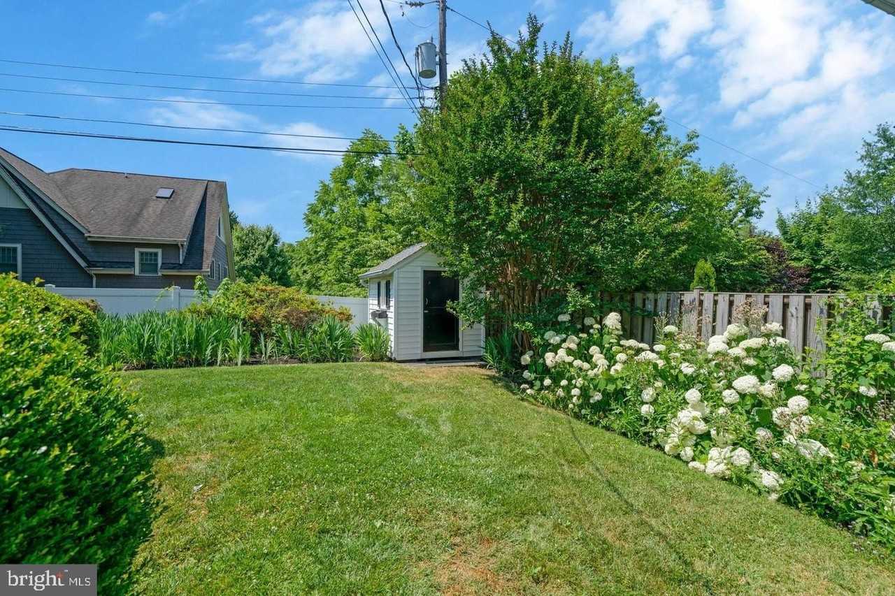 4932 34th St N - Photo 3 of 15