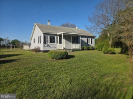 featured image of 13841 Kellys Ford Rd