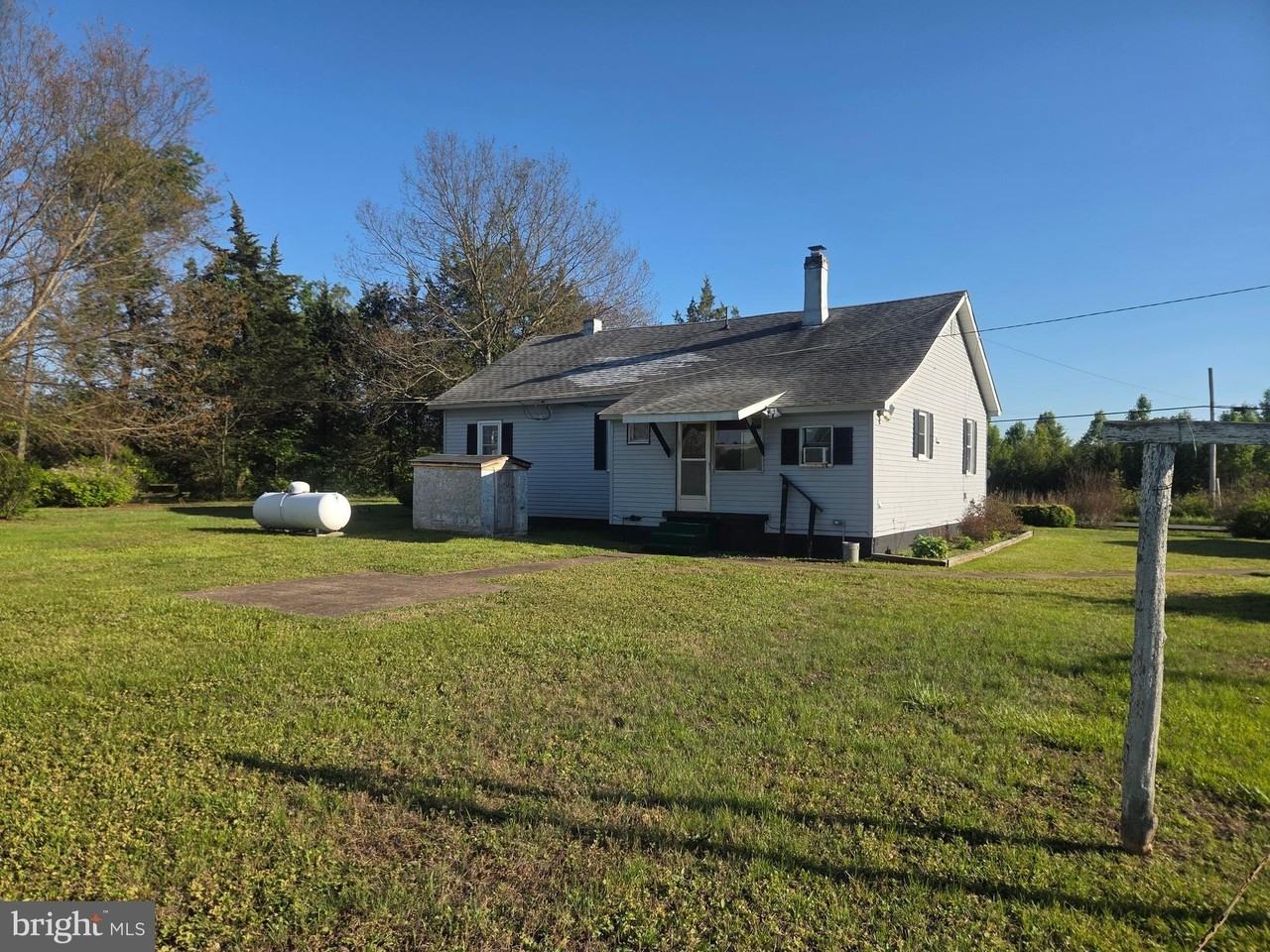 13841 Kellys Ford Rd - Photo 3 of 14