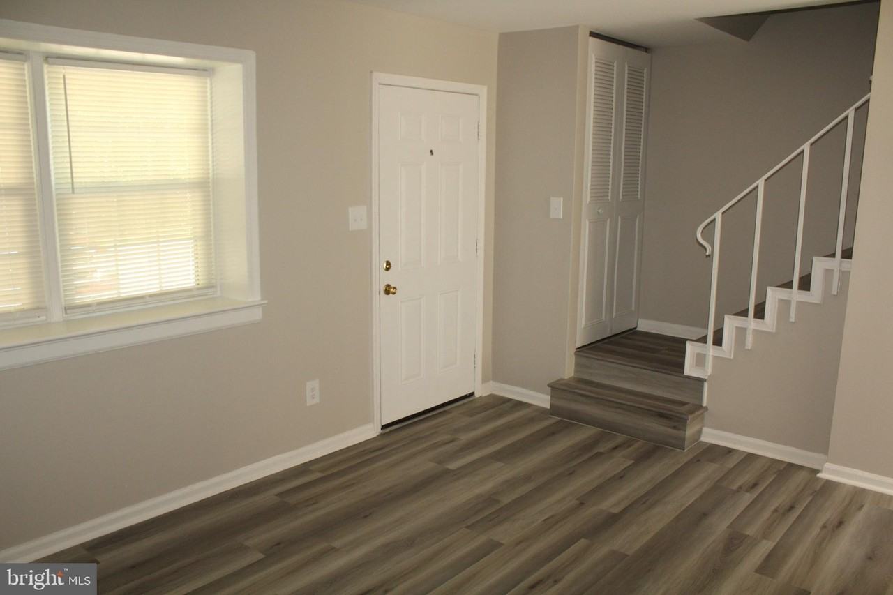 731 Denton Cir - Photo 2 of 29