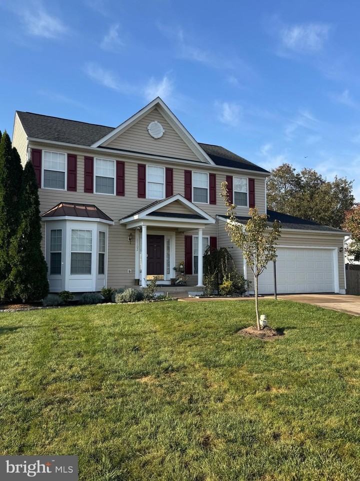 11102 N Windsor Ct - Photo 2 of 34