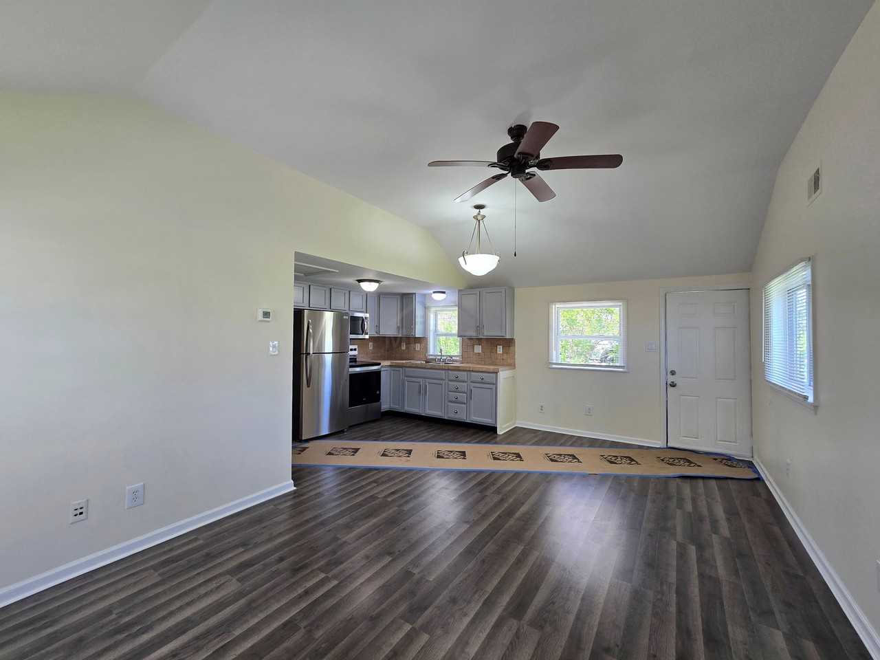 3438 Duffield St - Photo 3 of 8