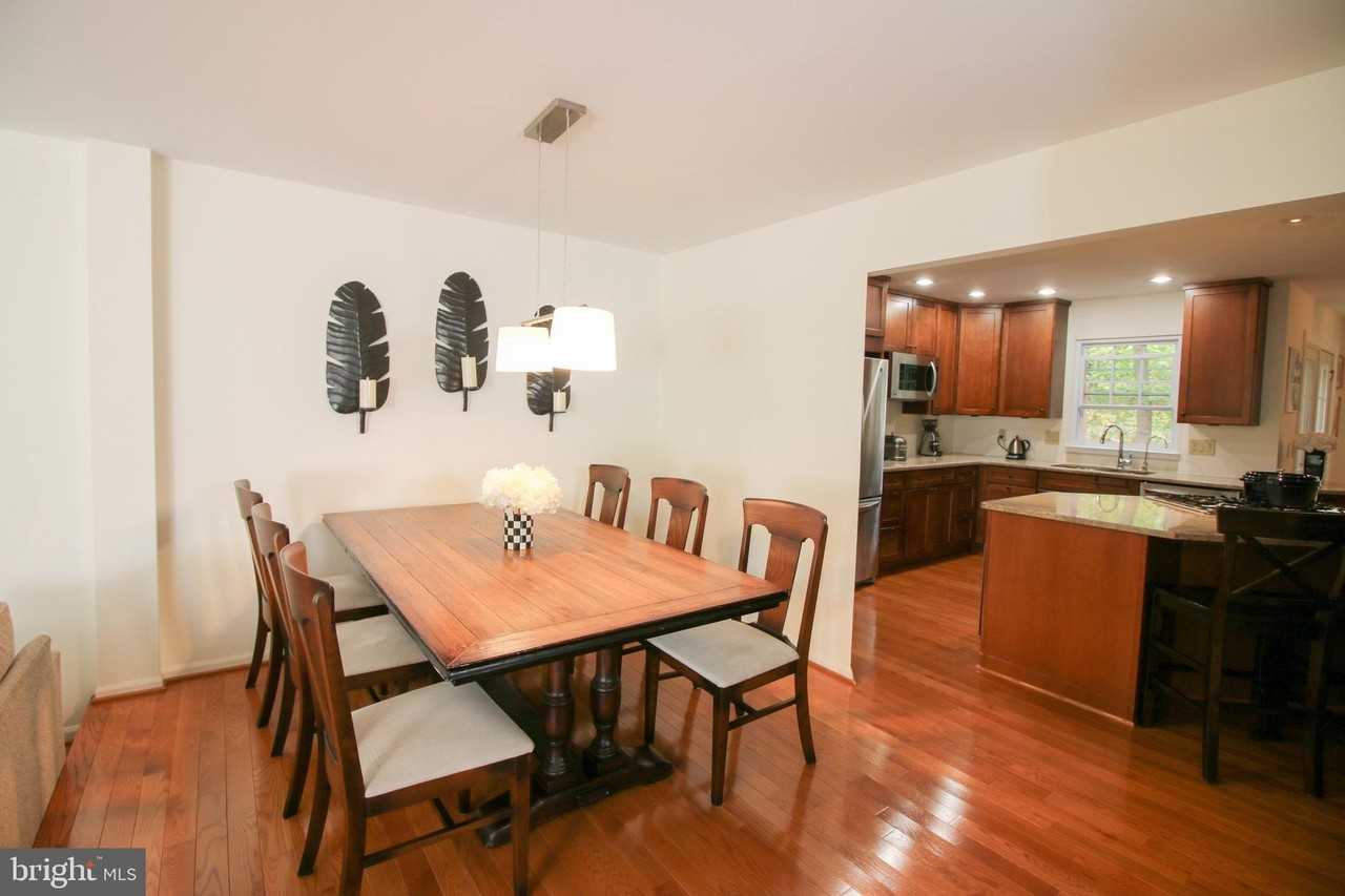 1392 Park Garden Ln - Photo 6 of 49