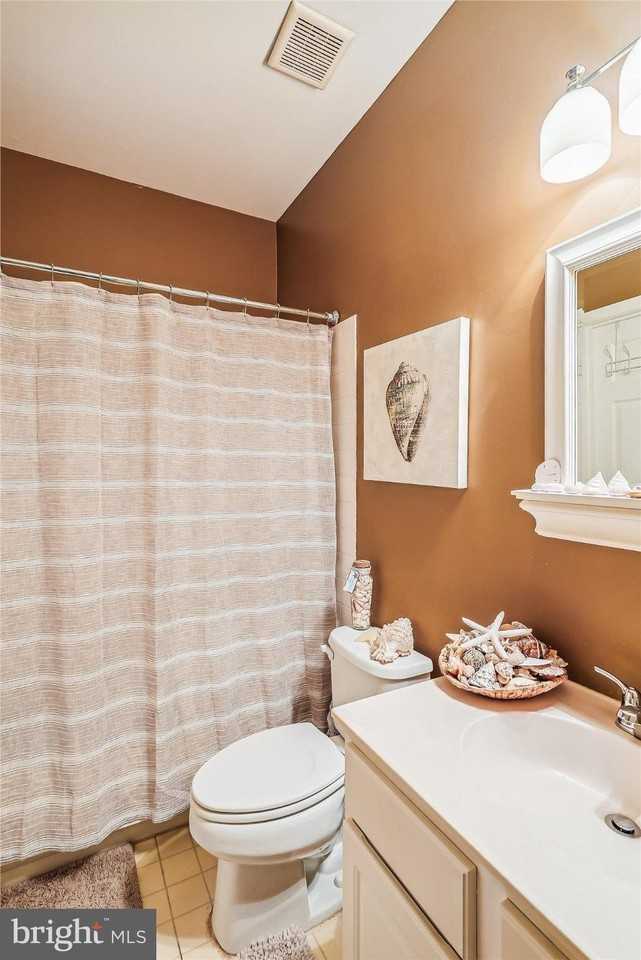20695 Southwind Ter - Photo 5 of 22
