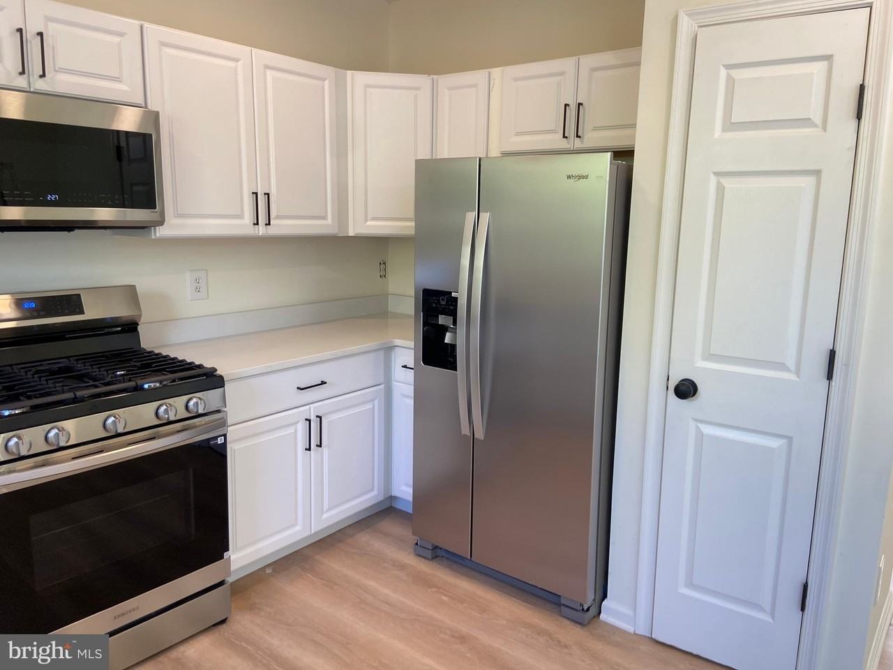 42888 Golf View Dr - Photo 5 of 46