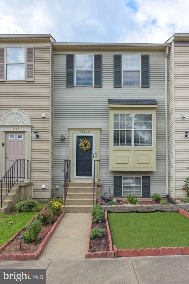15226 Wentwood Ln - Photo 5 of 38