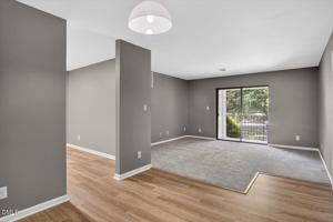 featured image of 1630 Oxford Rd #F