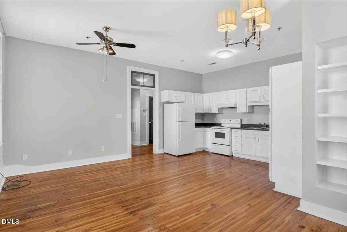206 S Garnett St #C - Photo 2 of 24