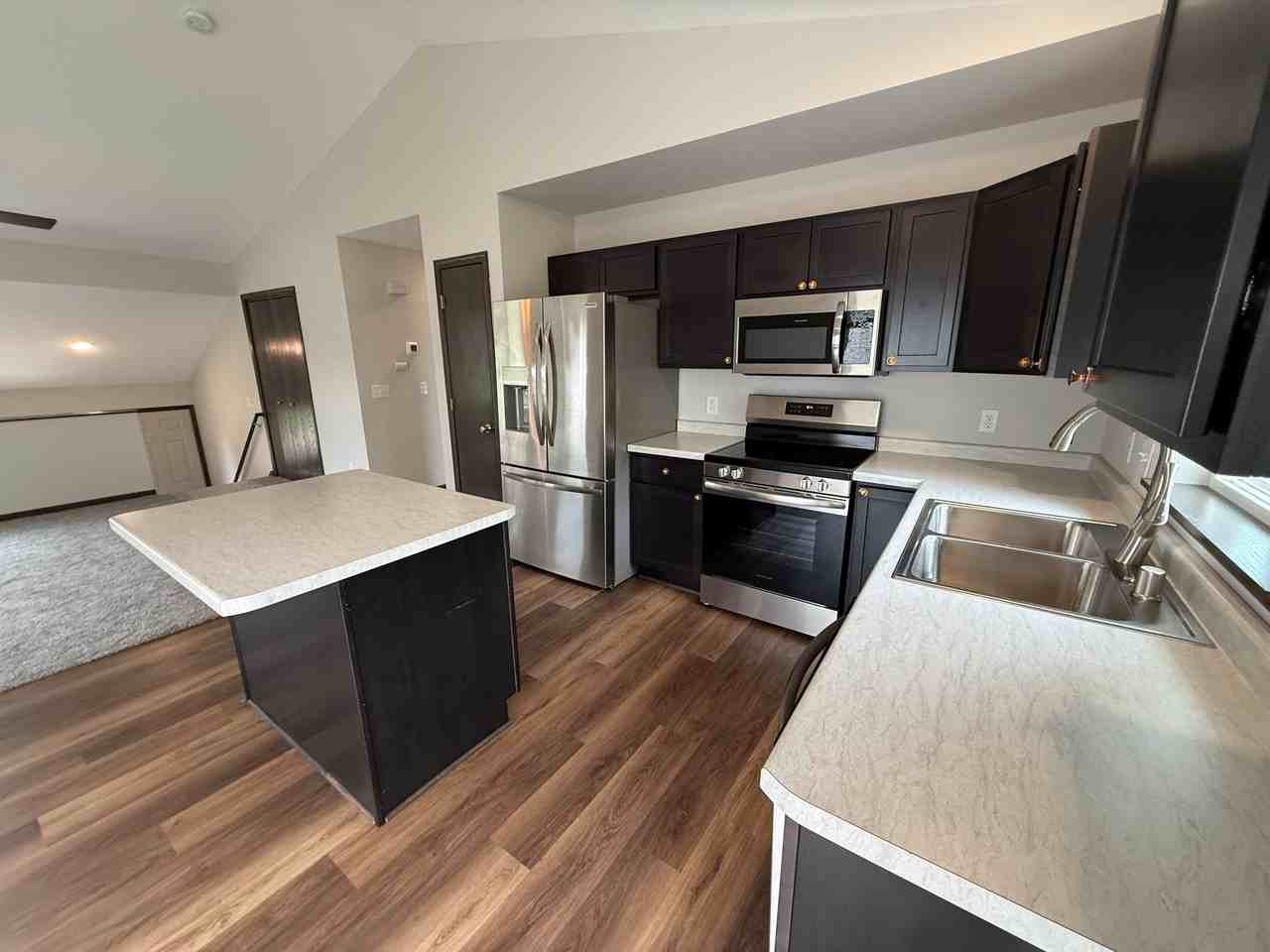 930 Waters Edge Ct #1 - Photo 3 of 21