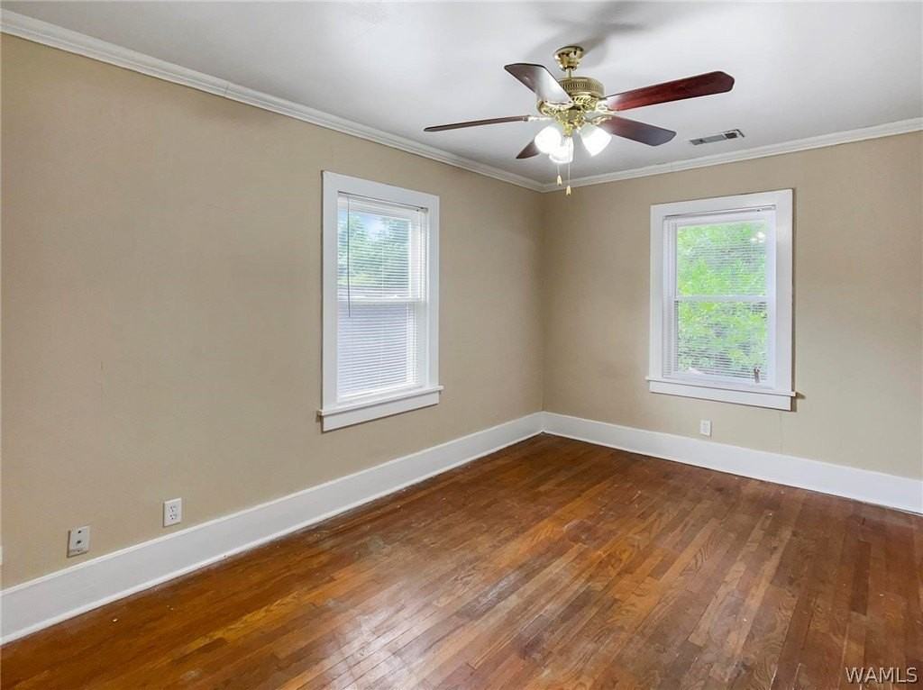 1620 2nd Ave - Photo 2 of 17