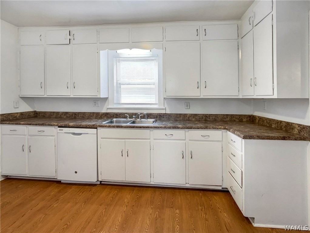 1620 2nd Ave - Photo 6 of 17