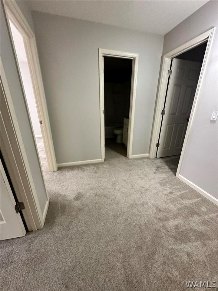 1062 Fairfax Dr - Photo 6 of 14