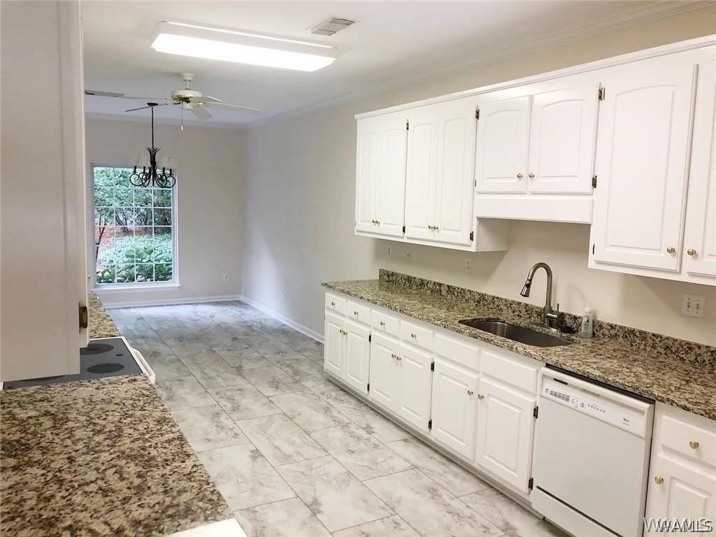 2138 Fox Ridge Rd - Photo 4 of 7