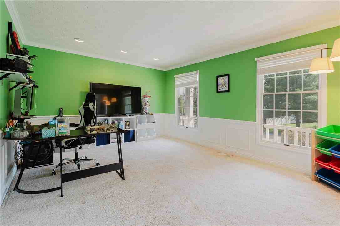 446 Anna Marie Dr - Photo 2 of 20