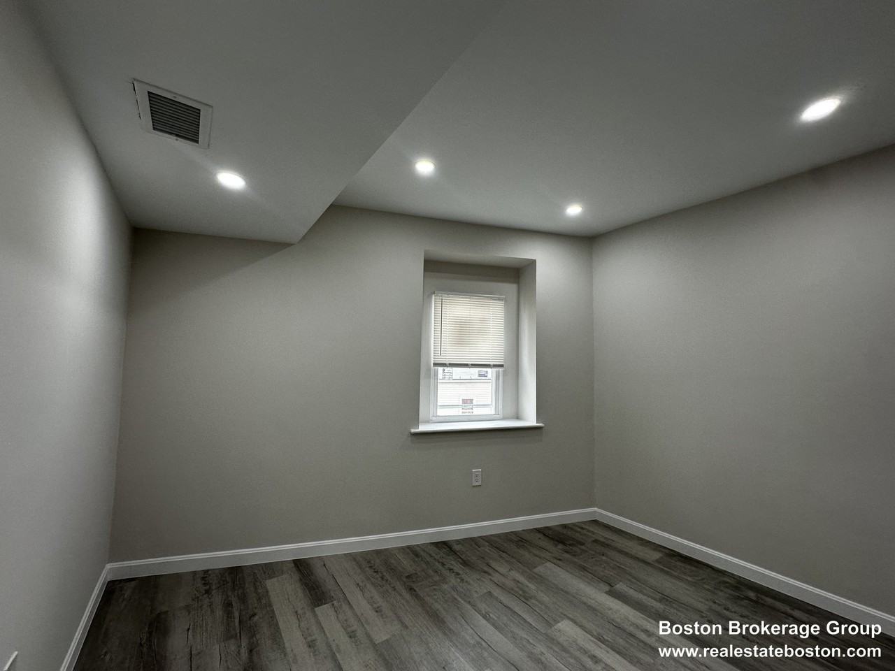 57 Bennington St #4 - Photo 5 of 9
