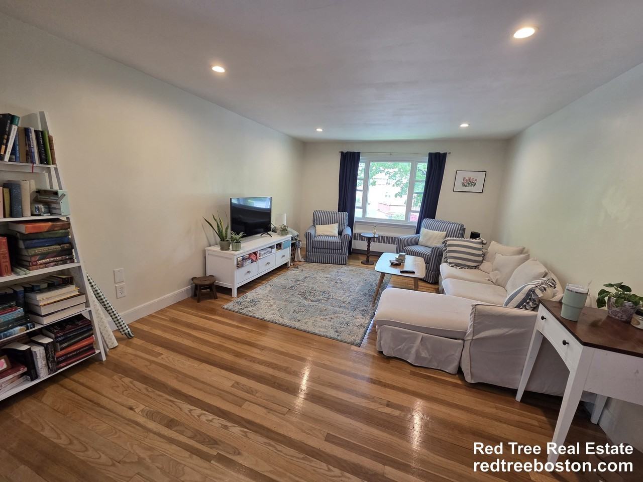 14 Louise Rd - Photo 2 of 20