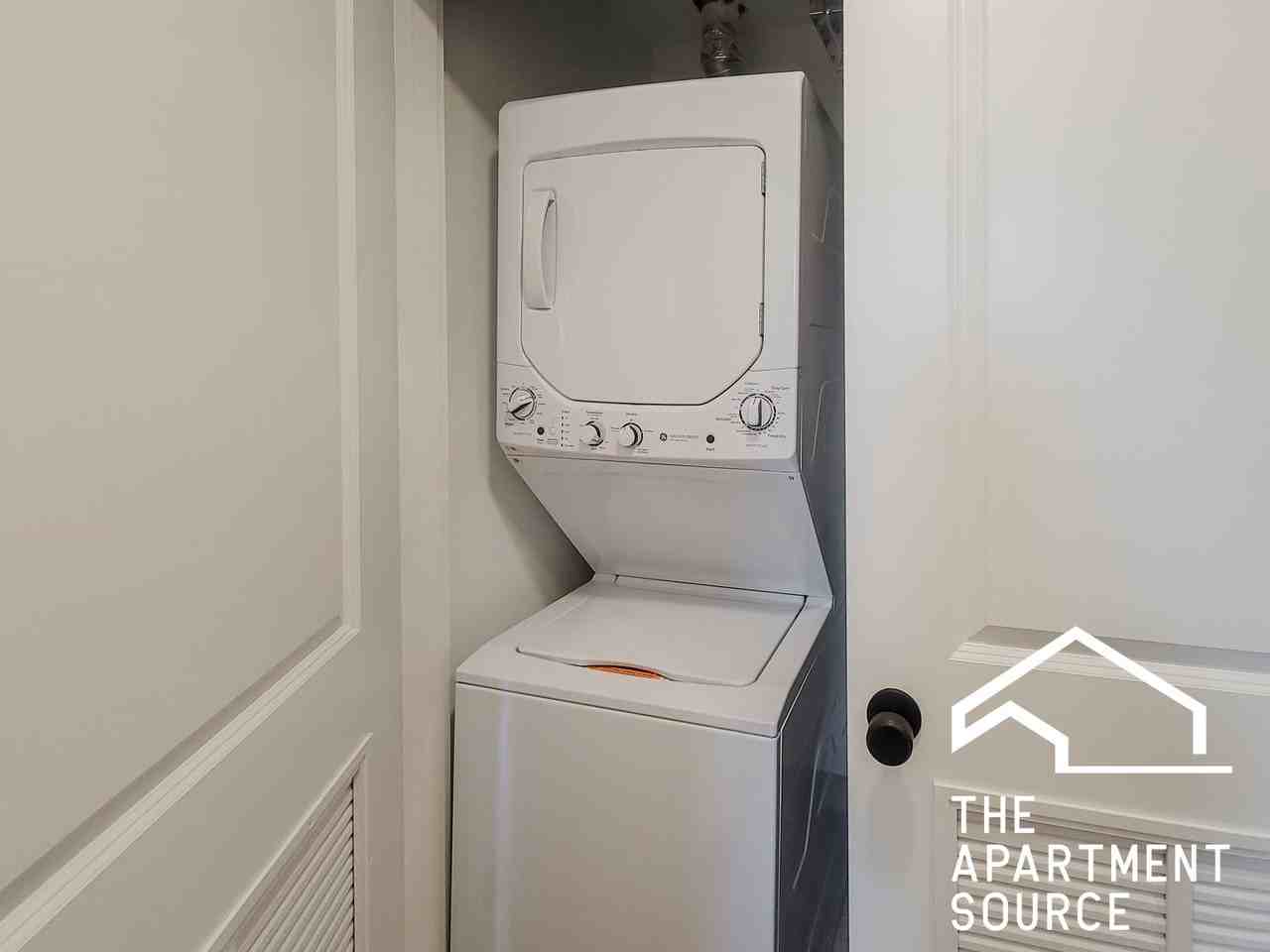 N Bissell St #2E - Photo 4 of 8