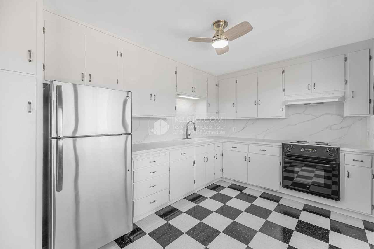 331 Campbell Ave #1 - Photo 4 of 18