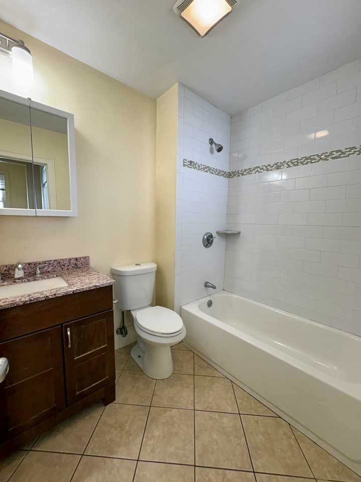 25 Lothrop St #1 - Photo 4 of 13