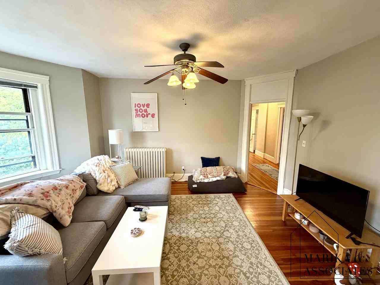 19 Netherlands Rd #3 - Photo 3 of 23