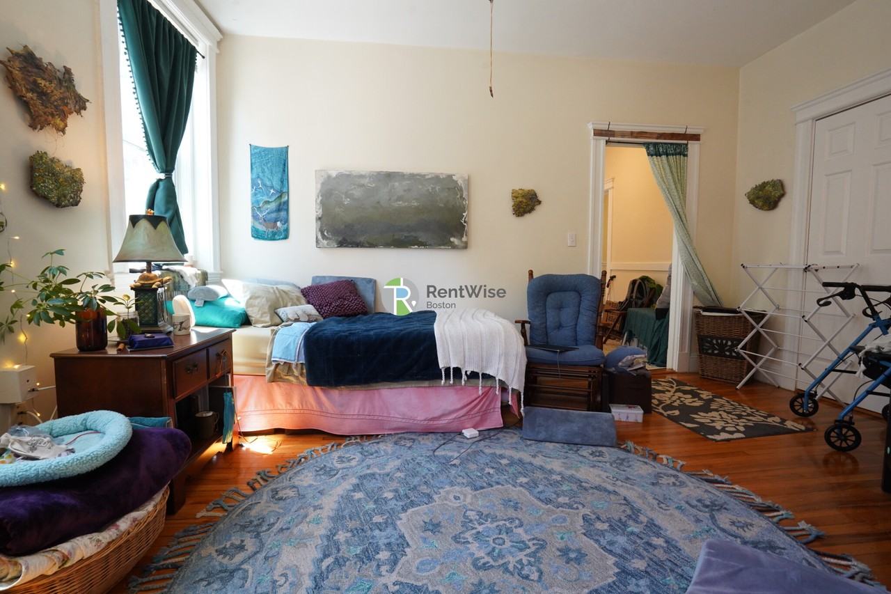 1846 Commonwealth Ave #3 - Photo 3 of 18