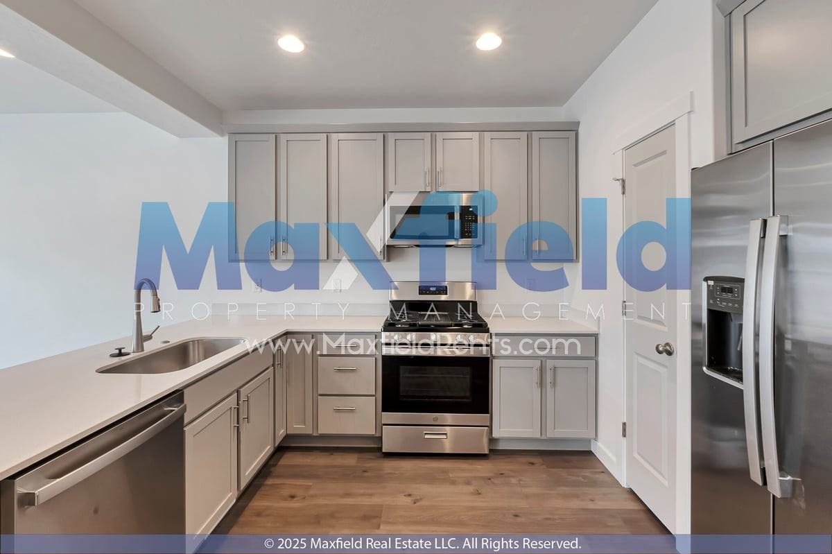1836 N 3530 W - Photo 6 of 25