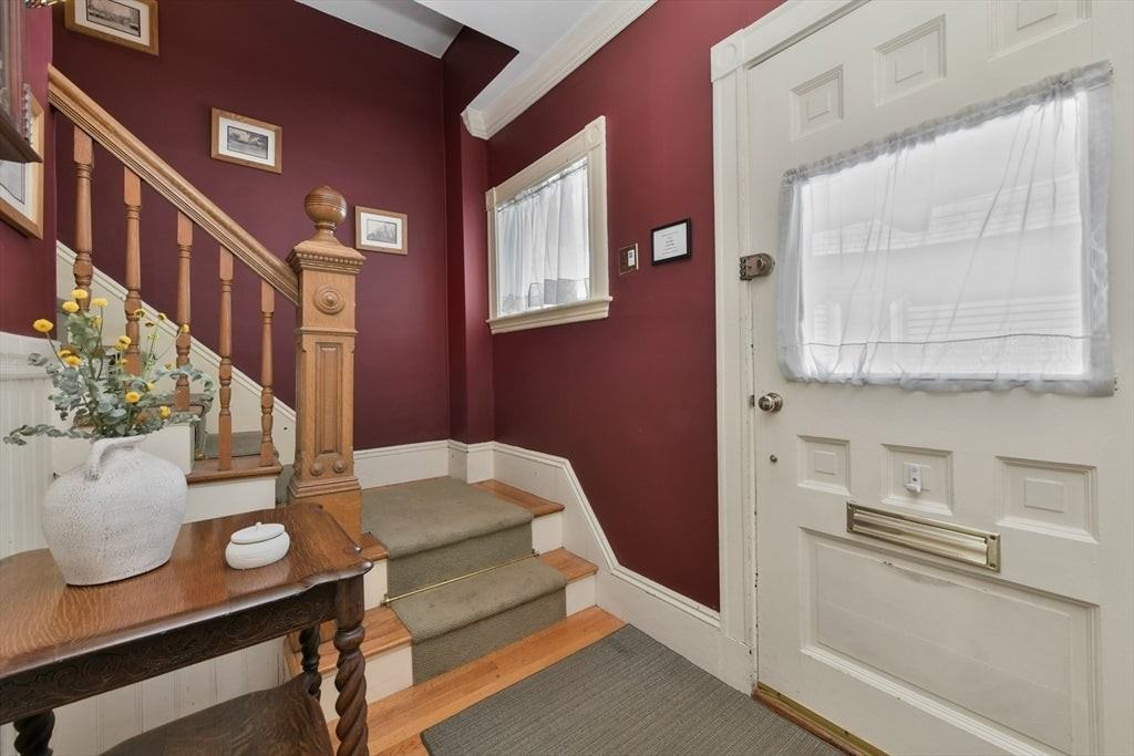 63 Bakersfield St - Photo 2 of 27