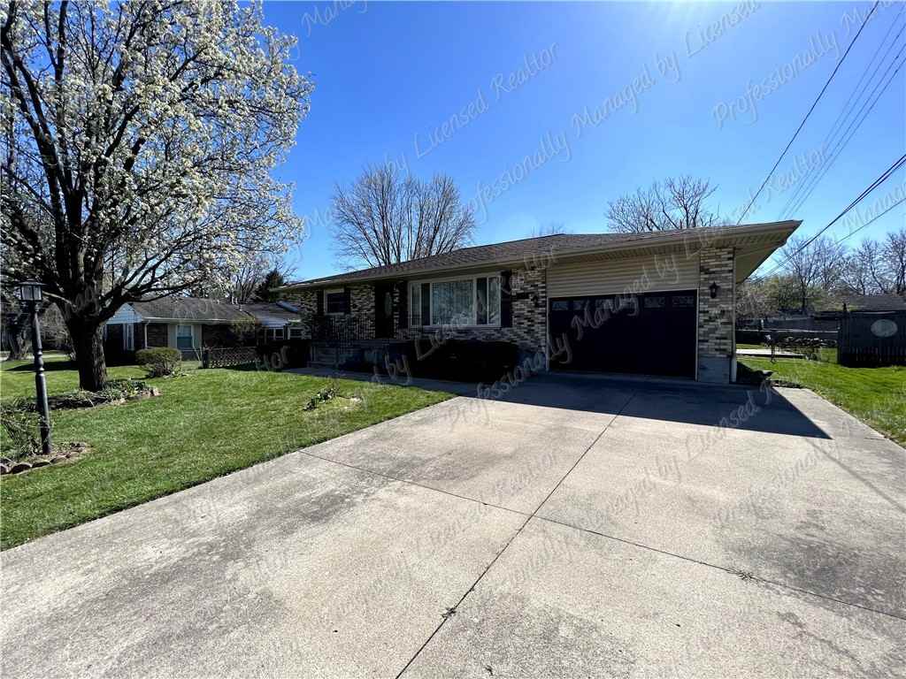 3865 Greenbelt Ave - Photo 3 of 49