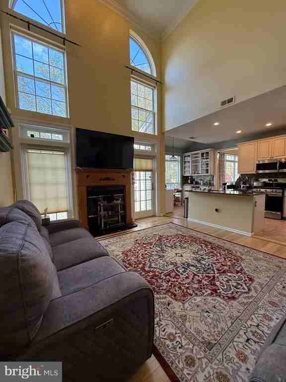 32 Marion Dr - Photo 4 of 6