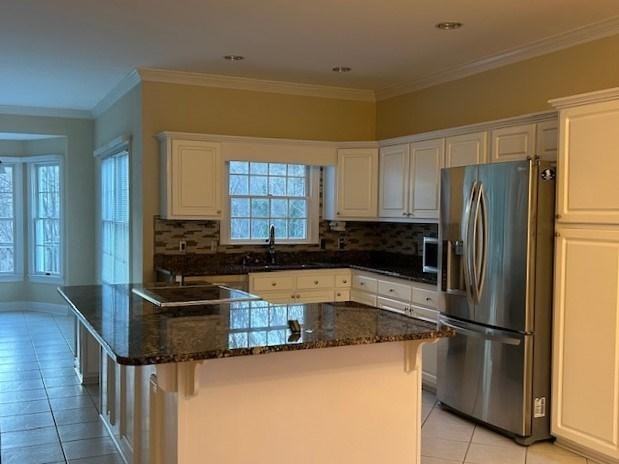 2607 Foxmore Cir - Photo 7 of 31