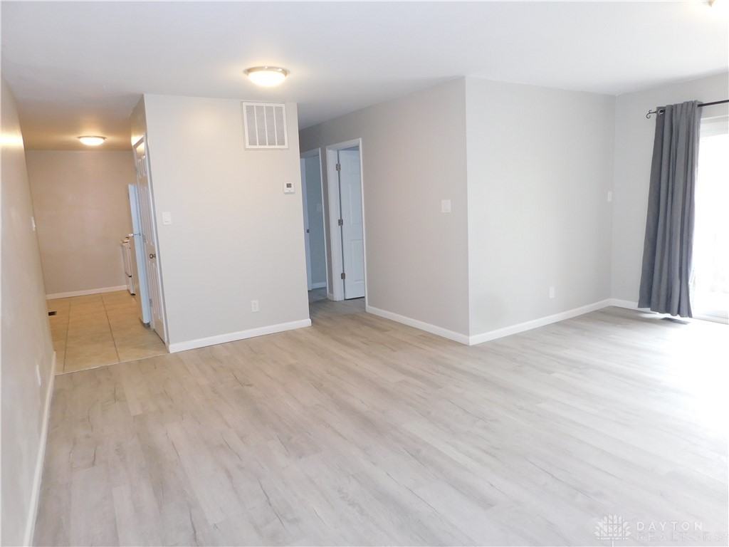 334 Blackwood Ave ##2 - Photo 5 of 14