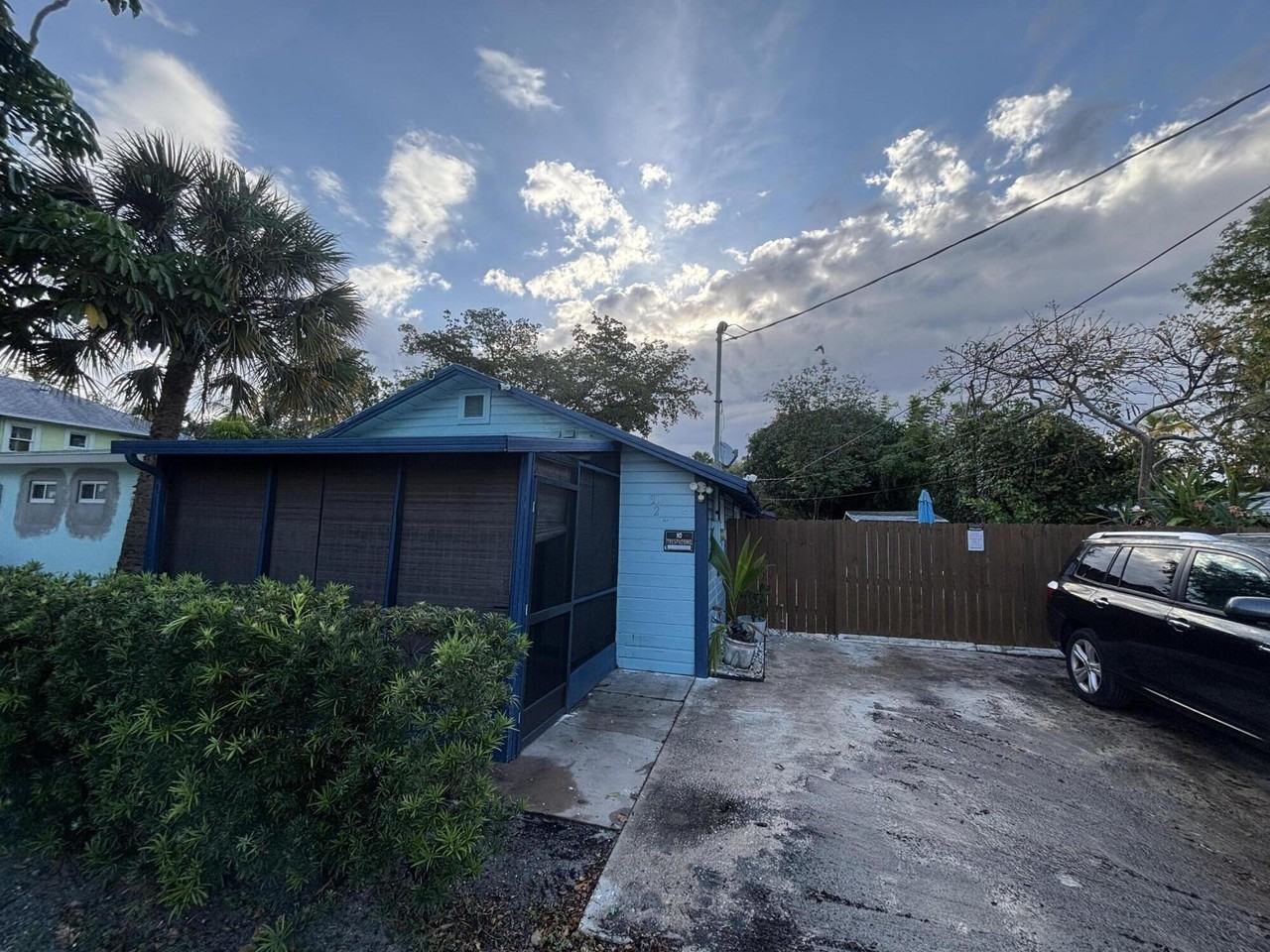 311 S K St - Photo 3 of 15