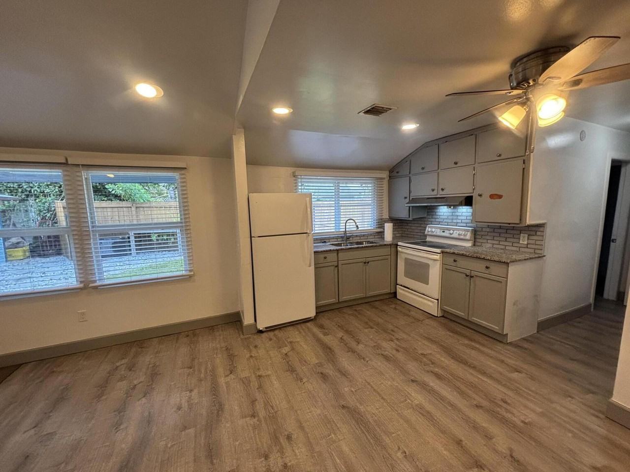 311 S K St - Photo 7 of 15