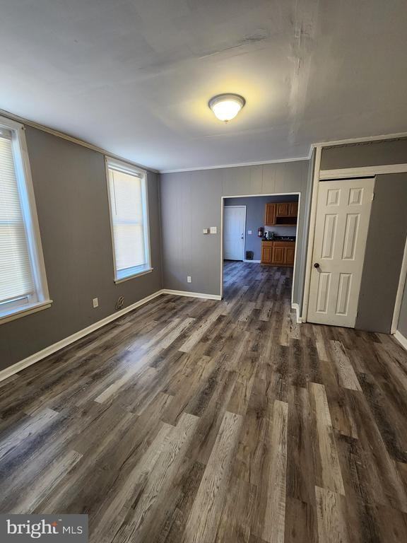 916 N 6th St - Photo 3 of 7