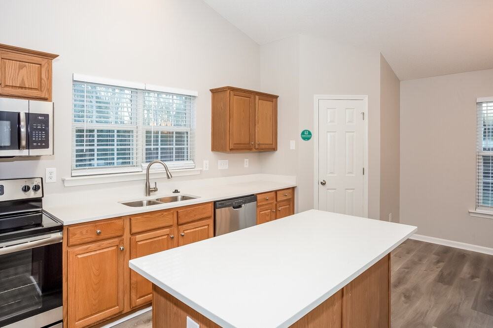 5839 Mahogany Pl Sw - Photo 6 of 14