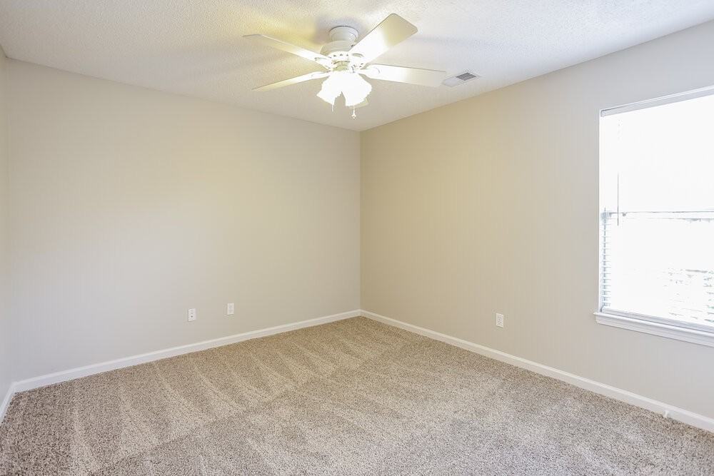 6399 Sandbourne W - Photo 6 of 15