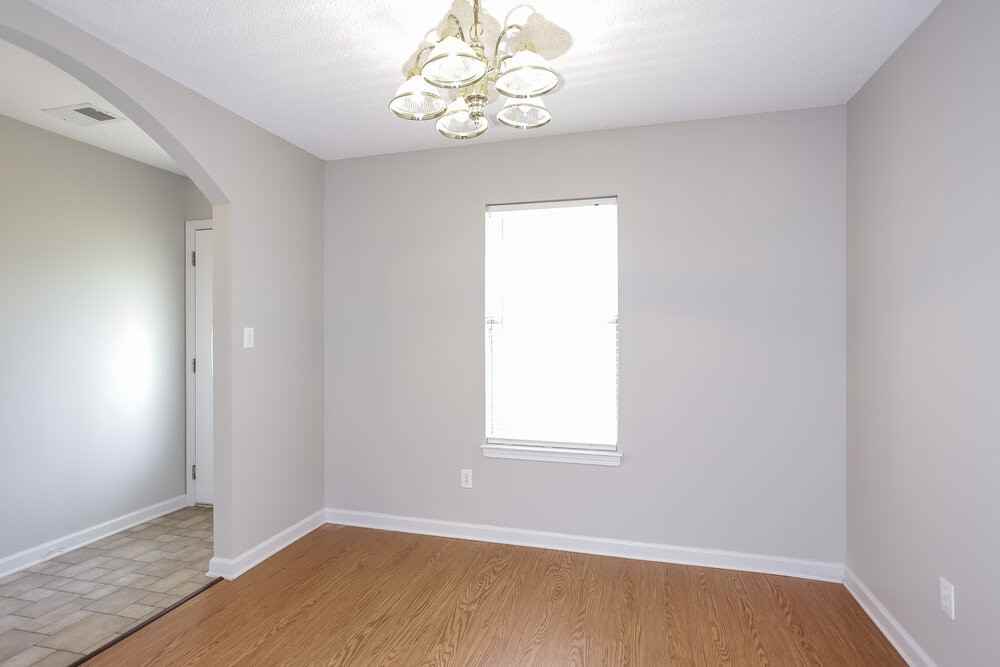 6399 Sandbourne W - Photo 7 of 15