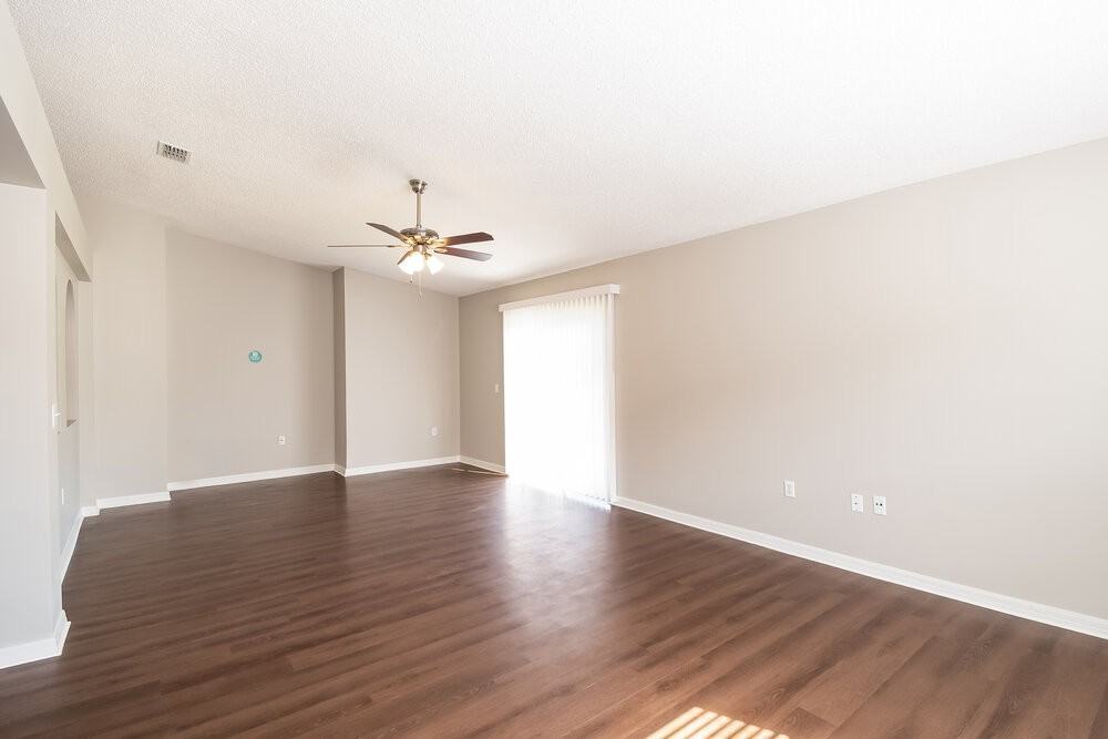 3610 Braeden Ct - Photo 4 of 16