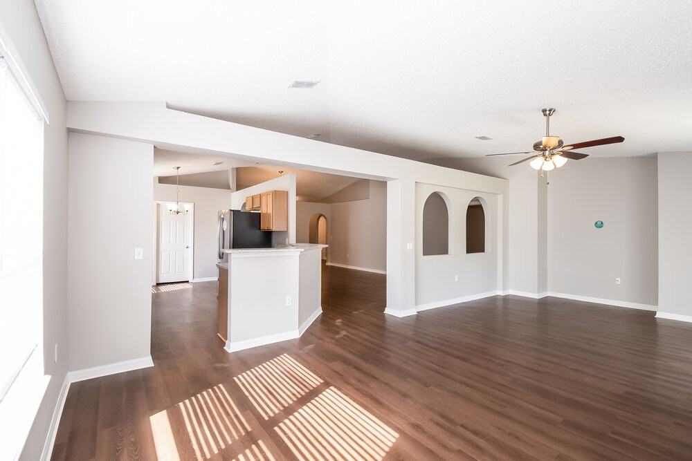 3610 Braeden Ct - Photo 5 of 16