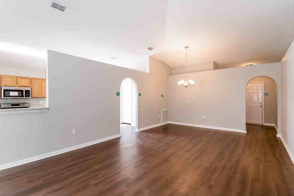 3610 Braeden Ct - Photo 6 of 16
