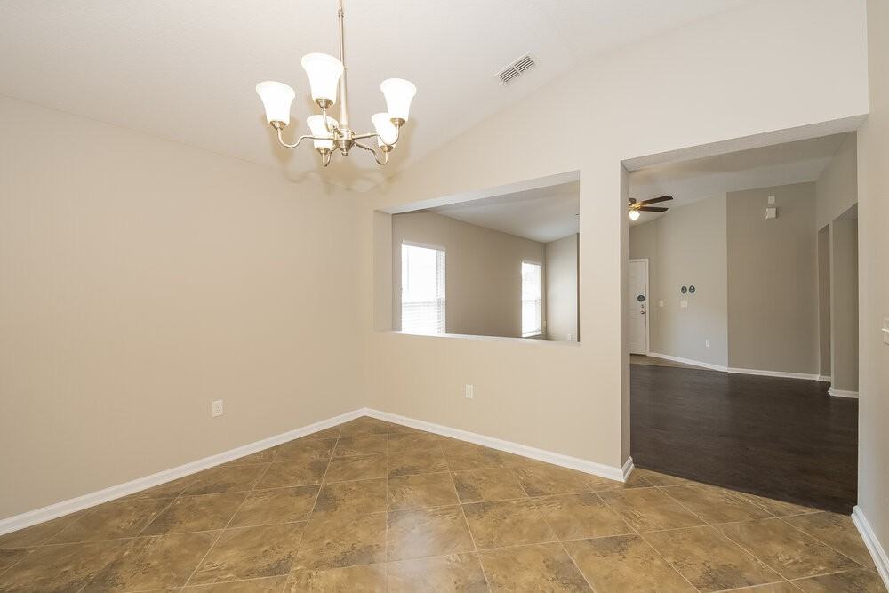 3978 Cedar Bluff Ln - Photo 7 of 16
