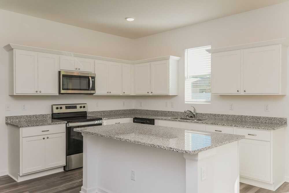 415 Barrier Reef St - Photo 7 of 17